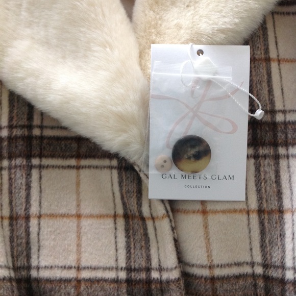 Gal Meets Glam Bronwyn Coat size XXS - Picture 3 of 3